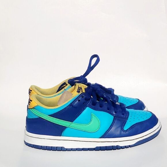 Nike dunk  - Picture 2 of 4